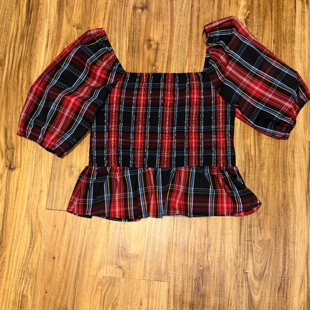Draper James womens large Top Smocked Peplum Puff Sleeves Red Black Plaid nwot - Picture 3 of 9